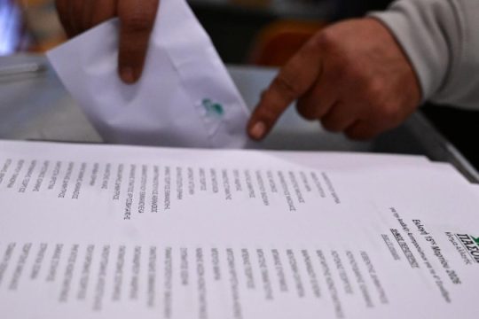 Κάλπες στο ΠΑΣΟΚ για εκλογή συνέδρων εν μέσω εσωστρέφειας - Τα μηνύματα Ανδρουλάκη και Δούκα